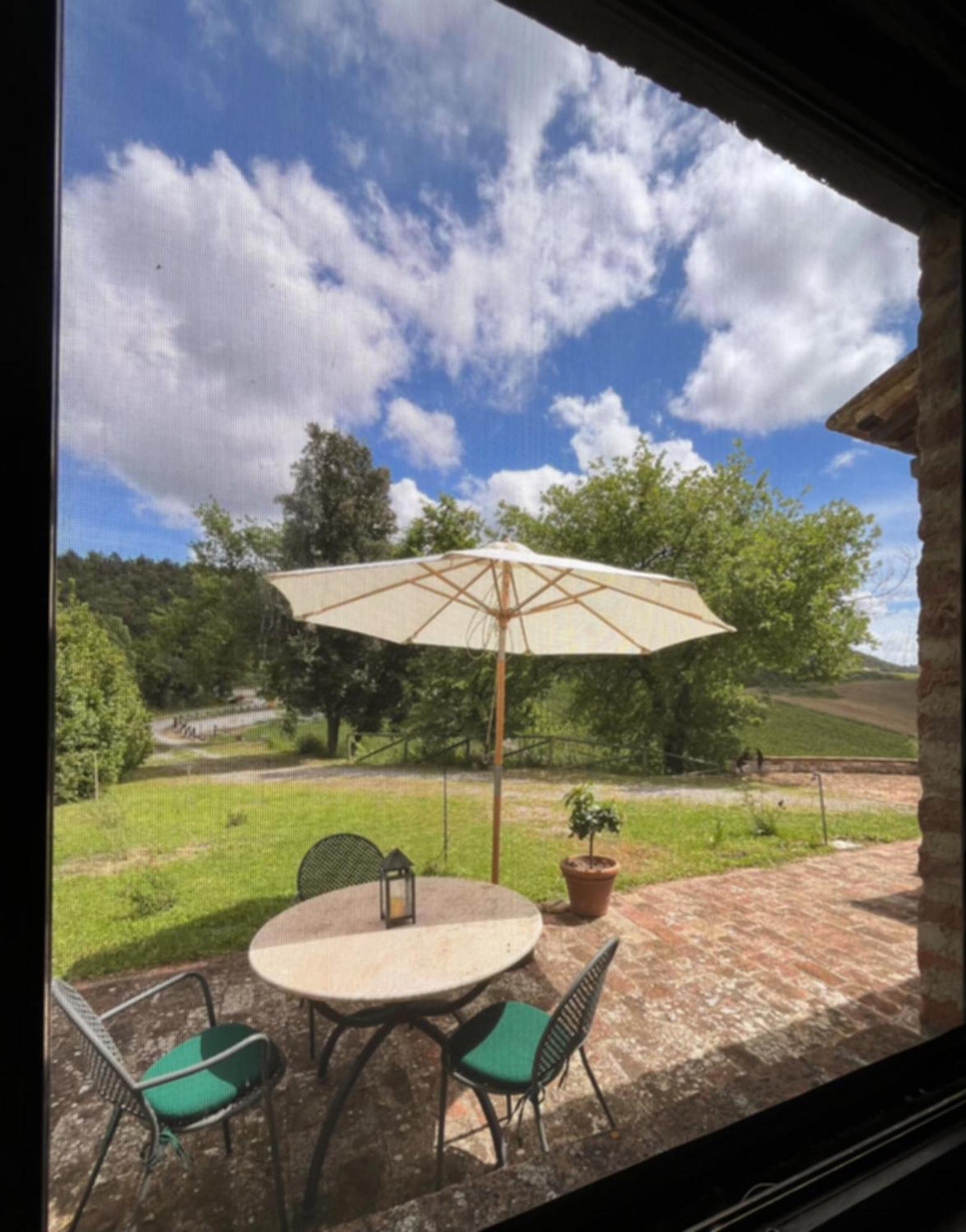 Podere Sole Trequanda Luaran gambar